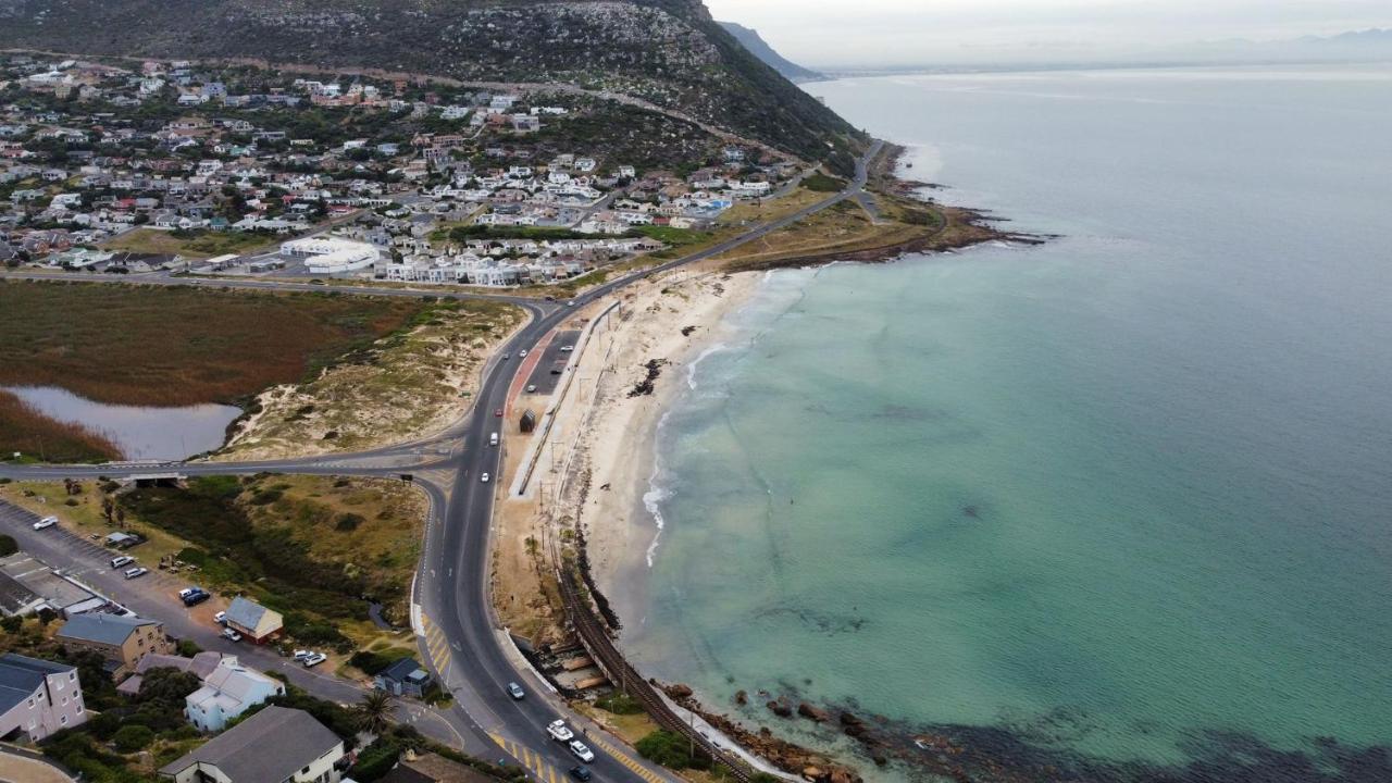 Whale Bay Villa Fish Hoek Esterno foto